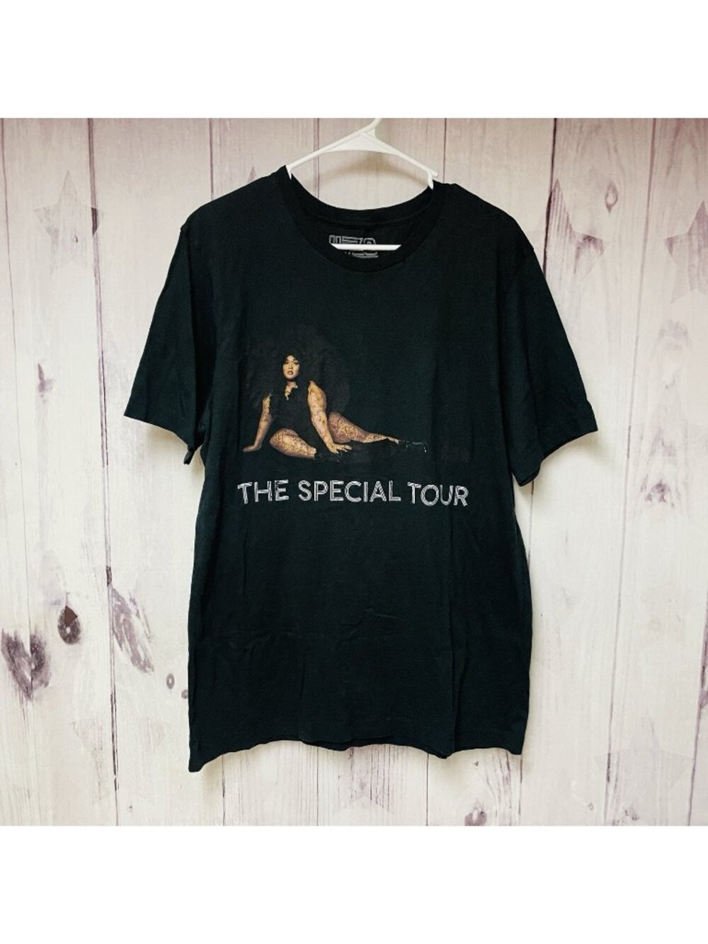 Lizzo The Special Tour Womens Size XL Shirt Black Short Sleeve